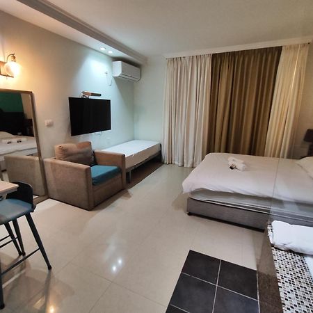 Marina Beach Hotel 텔아비브 외부 사진