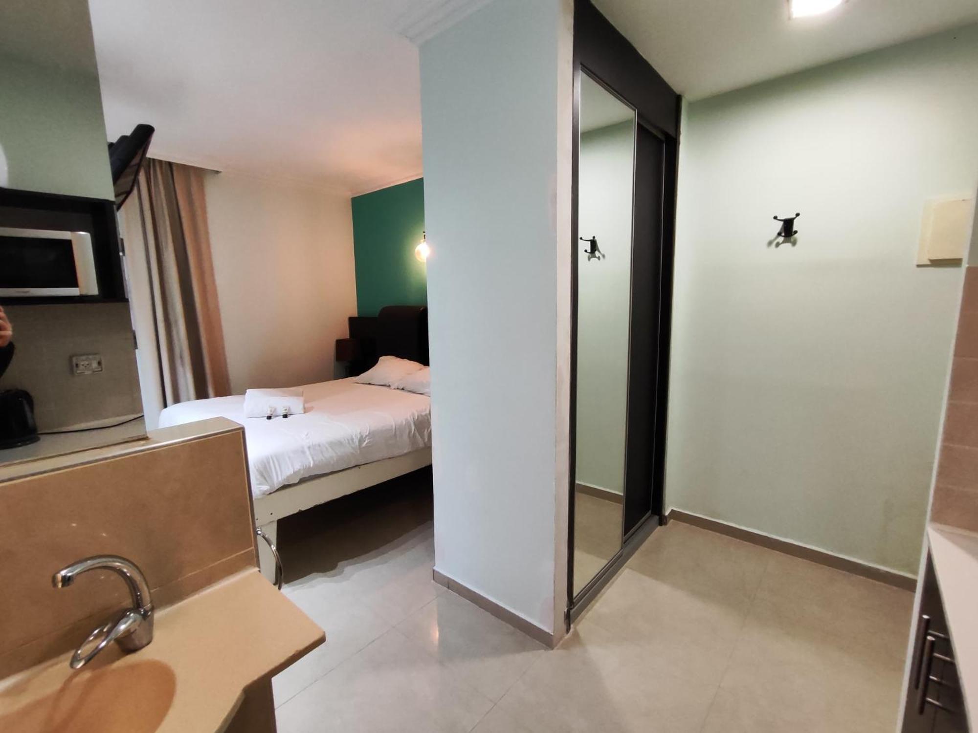 Marina Beach Hotel 텔아비브 외부 사진