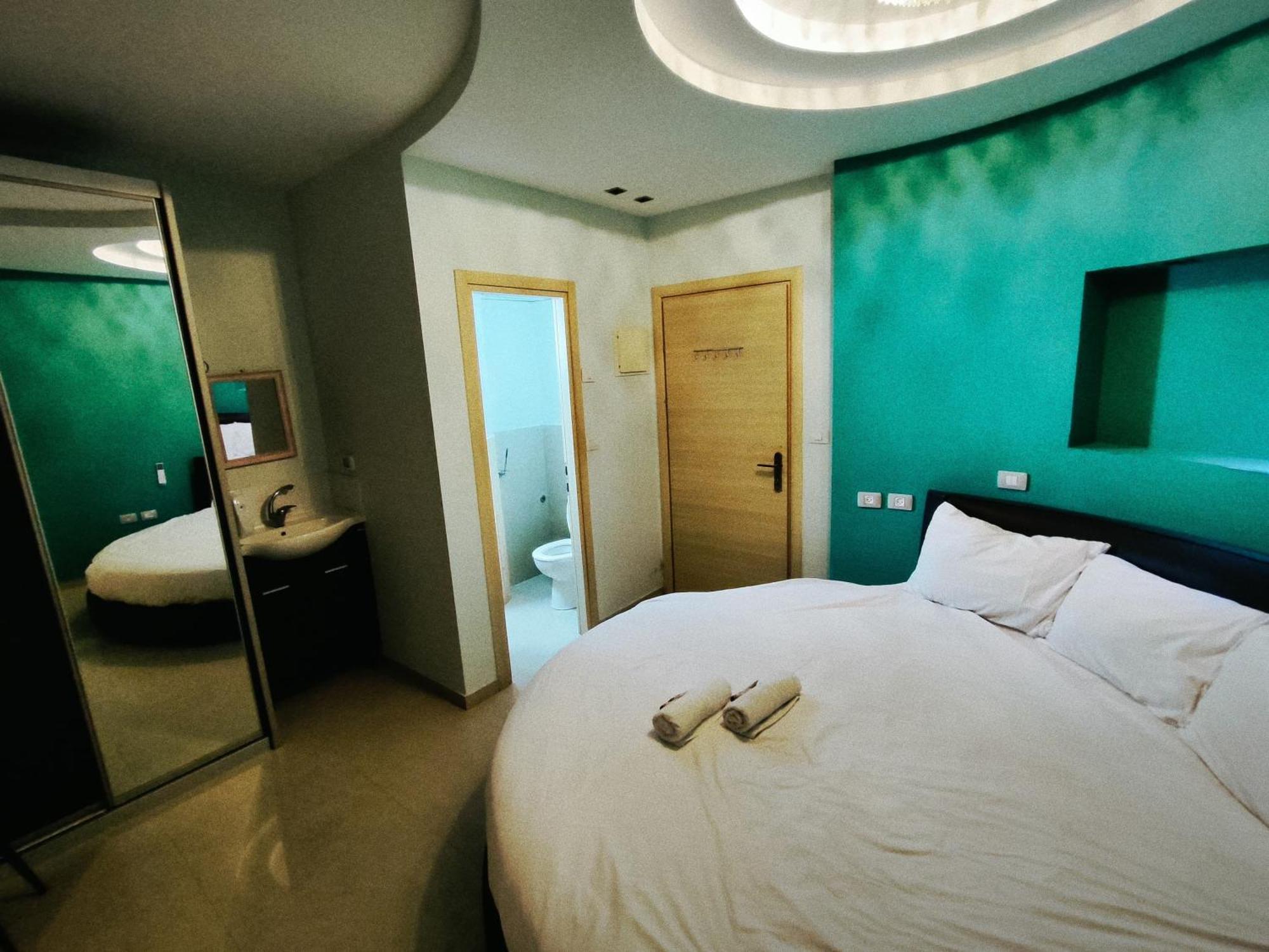 Marina Beach Hotel 텔아비브 외부 사진