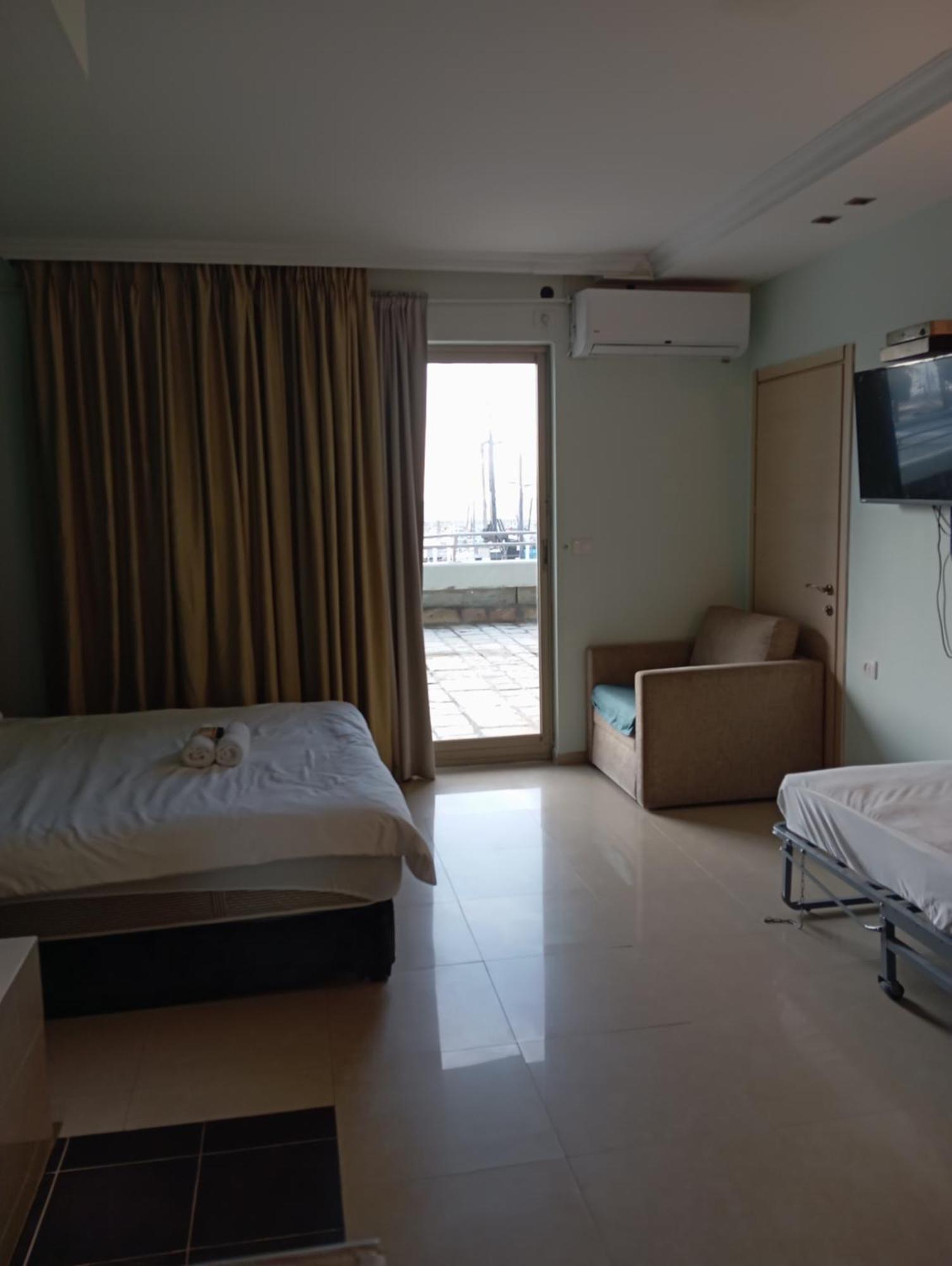 Marina Beach Hotel 텔아비브 외부 사진