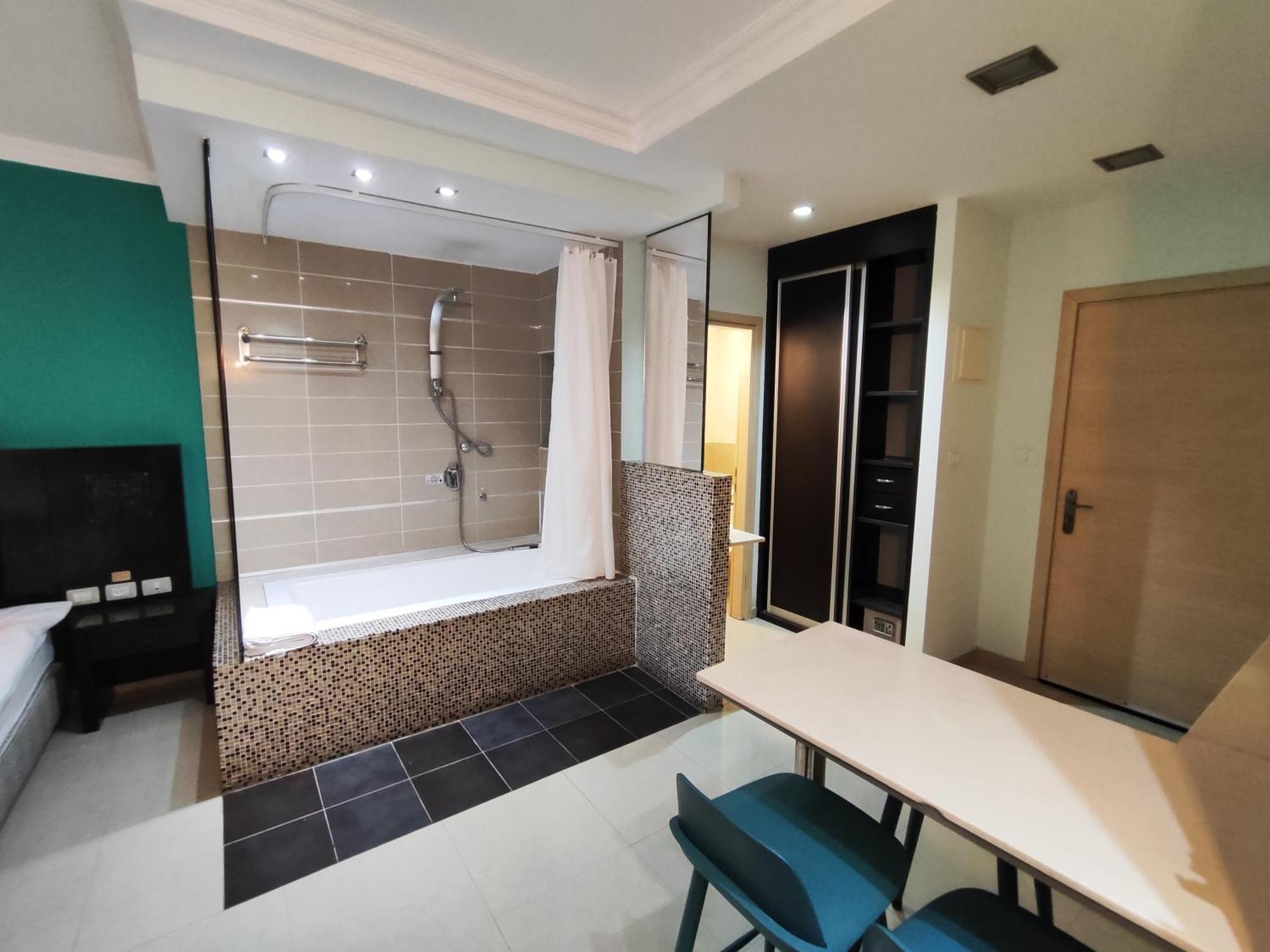 Marina Beach Hotel 텔아비브 외부 사진
