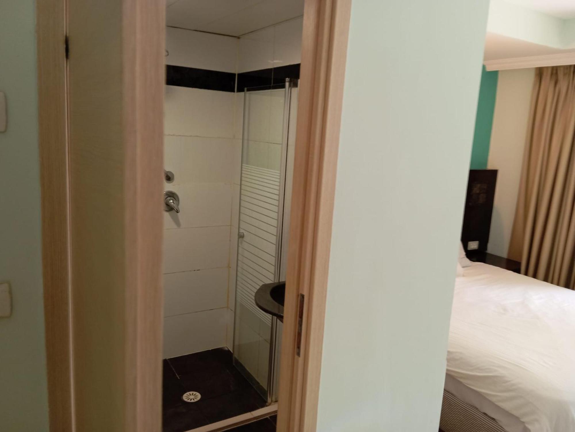Marina Beach Hotel 텔아비브 외부 사진