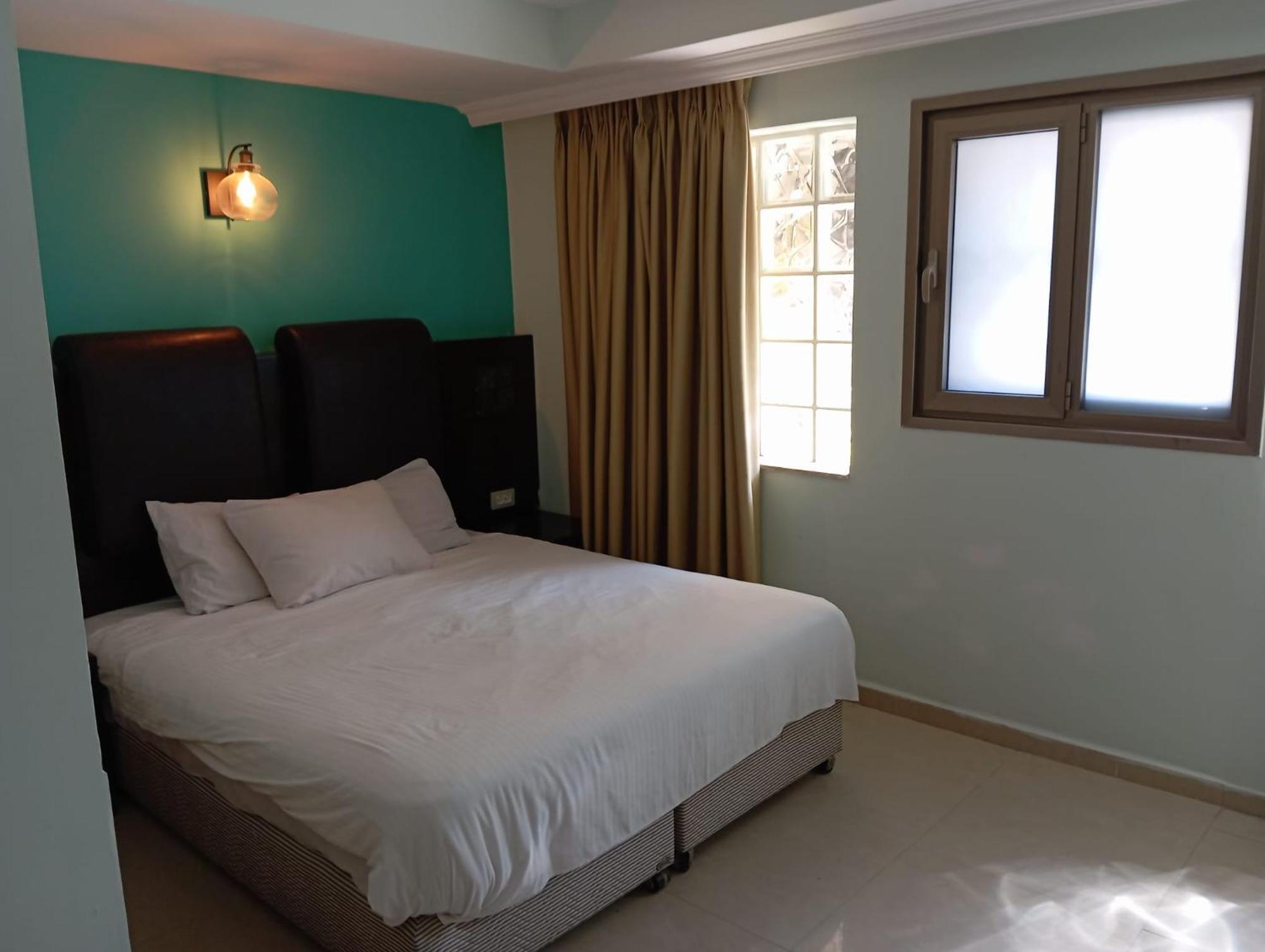 Marina Beach Hotel 텔아비브 외부 사진